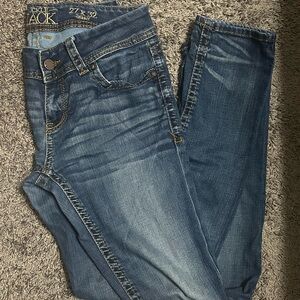 Buckle Women's Dark Blue Skinny Jeans